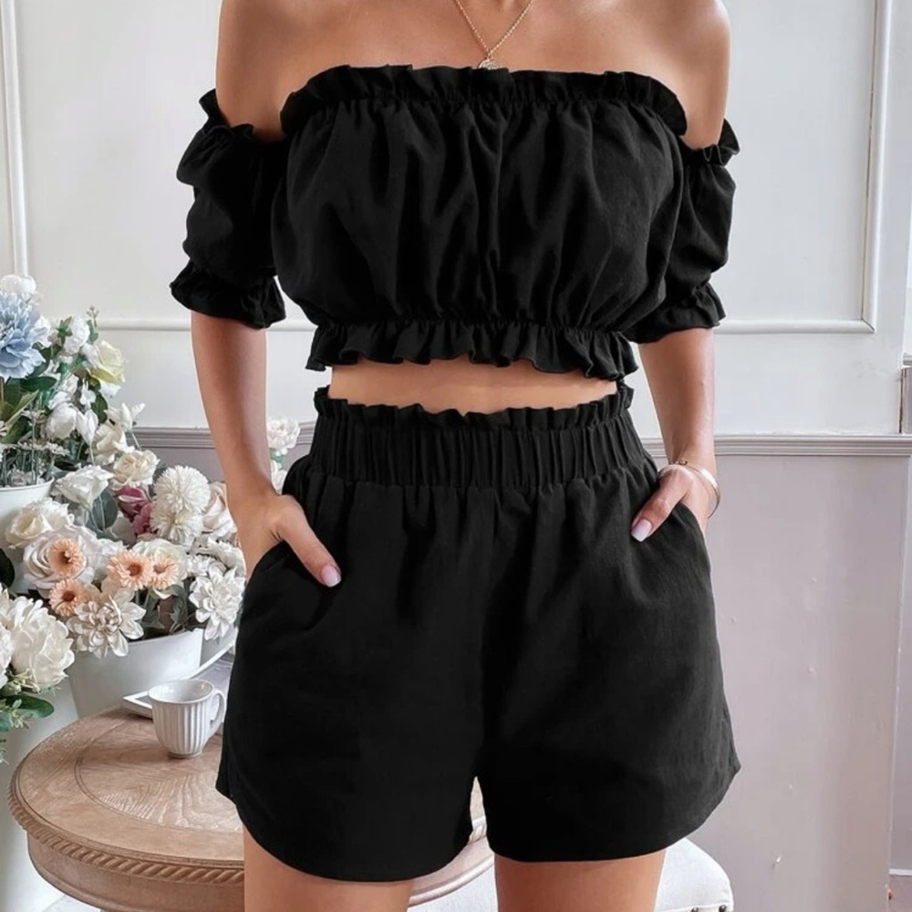 Black shorts set